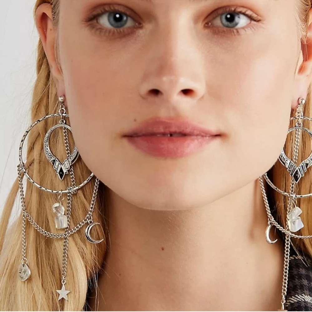 New 🌟Free People -Dancing in the Streets Hoop Earrings-Bronze